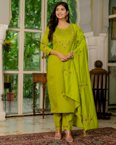 Marina Silk Elegant Straight Kurti Pant Dupatta Set