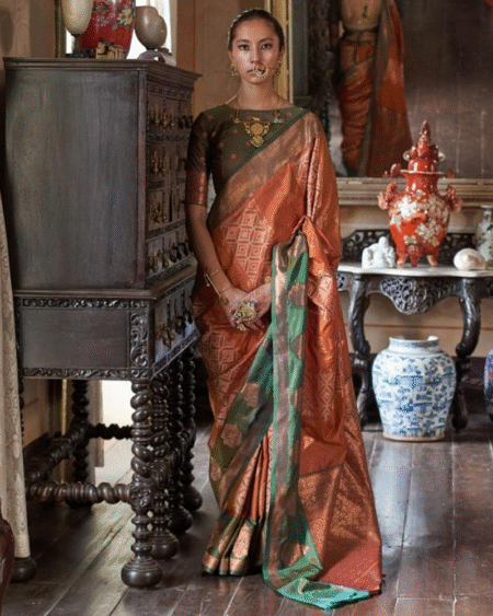 Woman Pure Silk Handloom Weaving Saree