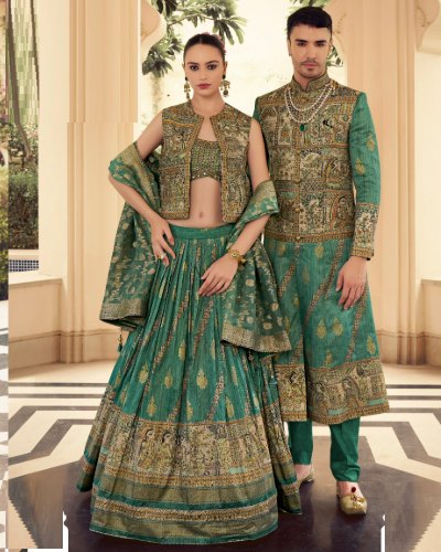 Foil Printed Smooth Silk Designer Couple Set for Pre-Wedding