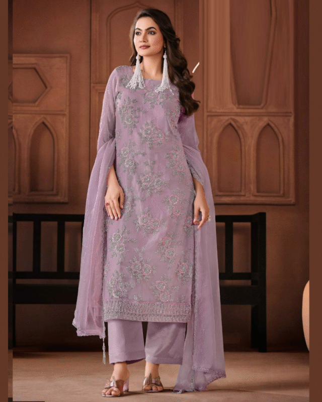 Women’s Ethnic Wear Crinkle Chiffon Straight Style Suit